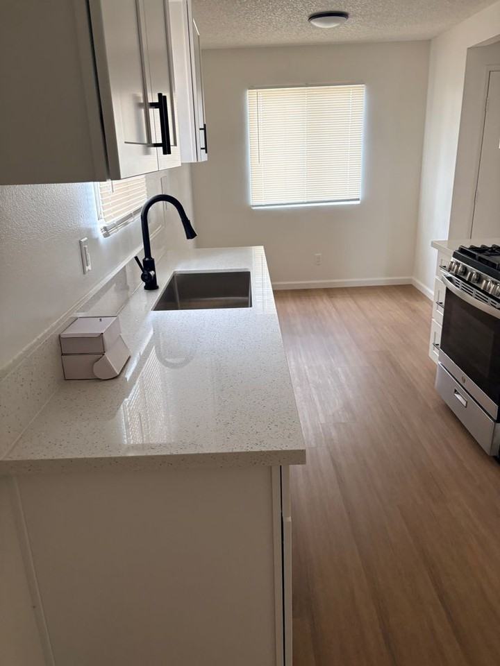 San Padre Ct - Photo 4 of 14