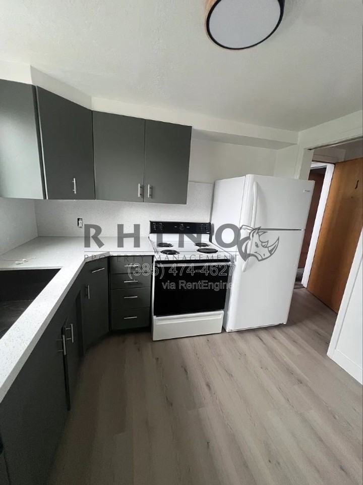 615 S Grand St #1