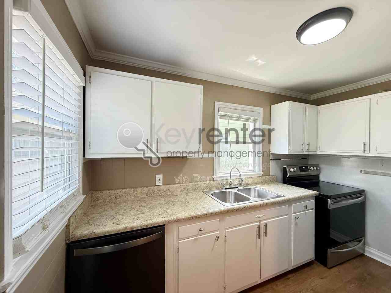 308 Druid Ln - Photo 6 of 13