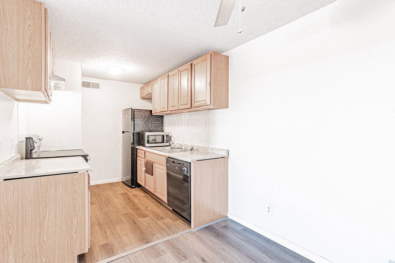 10211 Ura Ln #6-308 - Photo 5 of 21