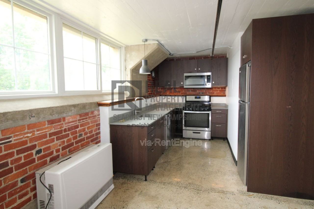 710 Main St #3C - Photo 2 of 18