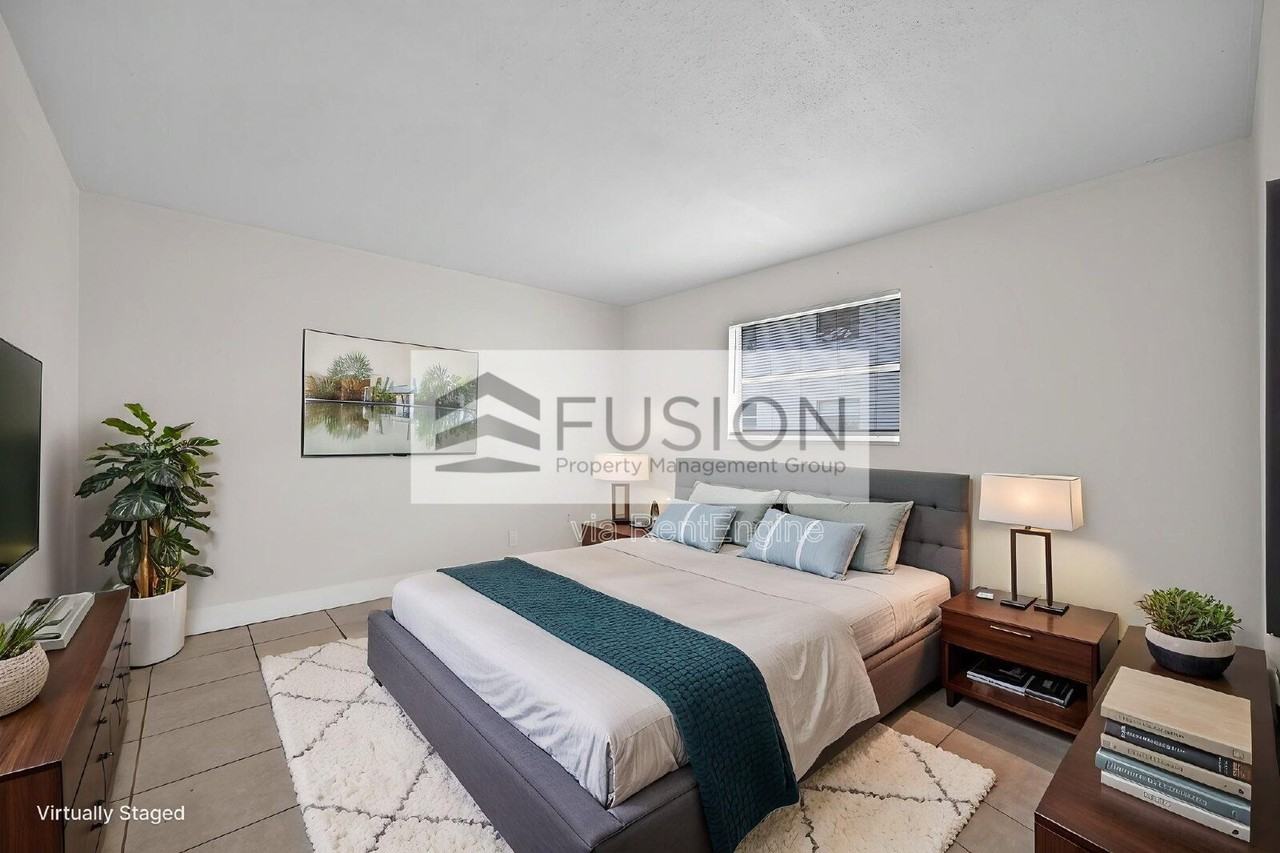 861 Sw 74th Ter #102D - Photo 3 of 15