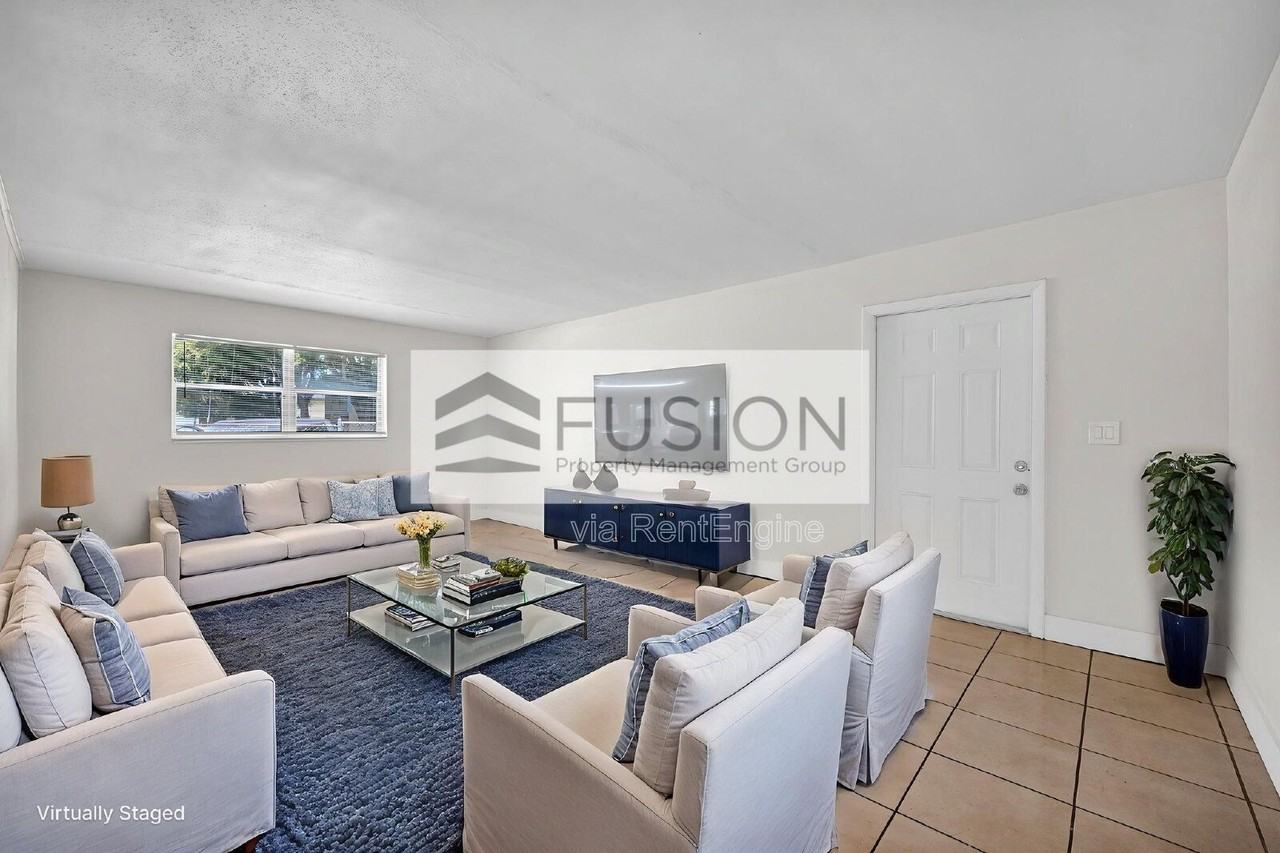 861 Sw 74th Ter #102D - Photo 6 of 15