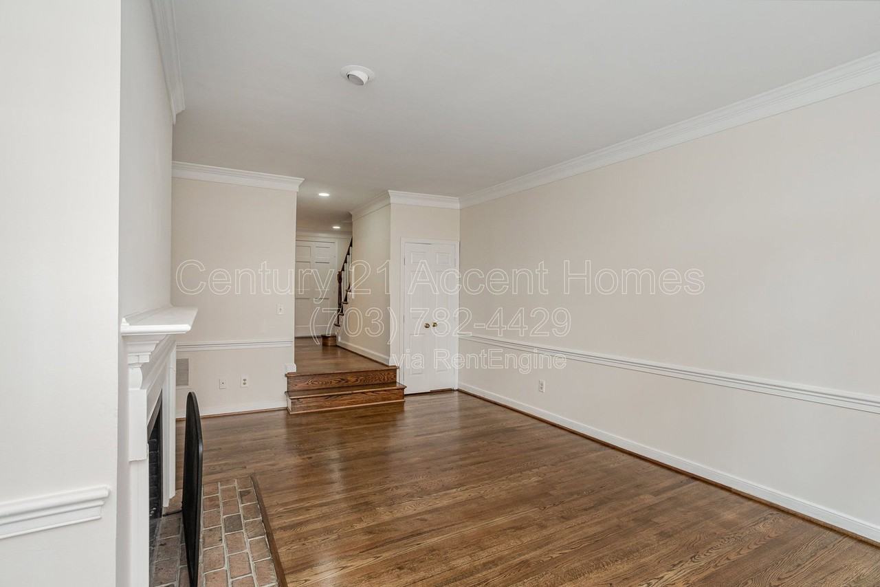 1249 Portner Rd - Photo 6 of 35