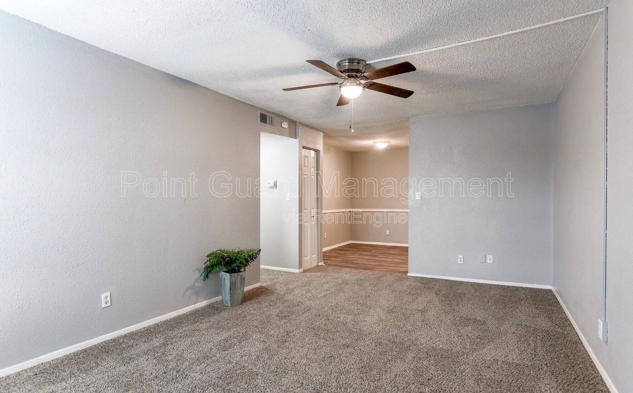 4646 S Fulton Ave #234 - Photo 7 of 17