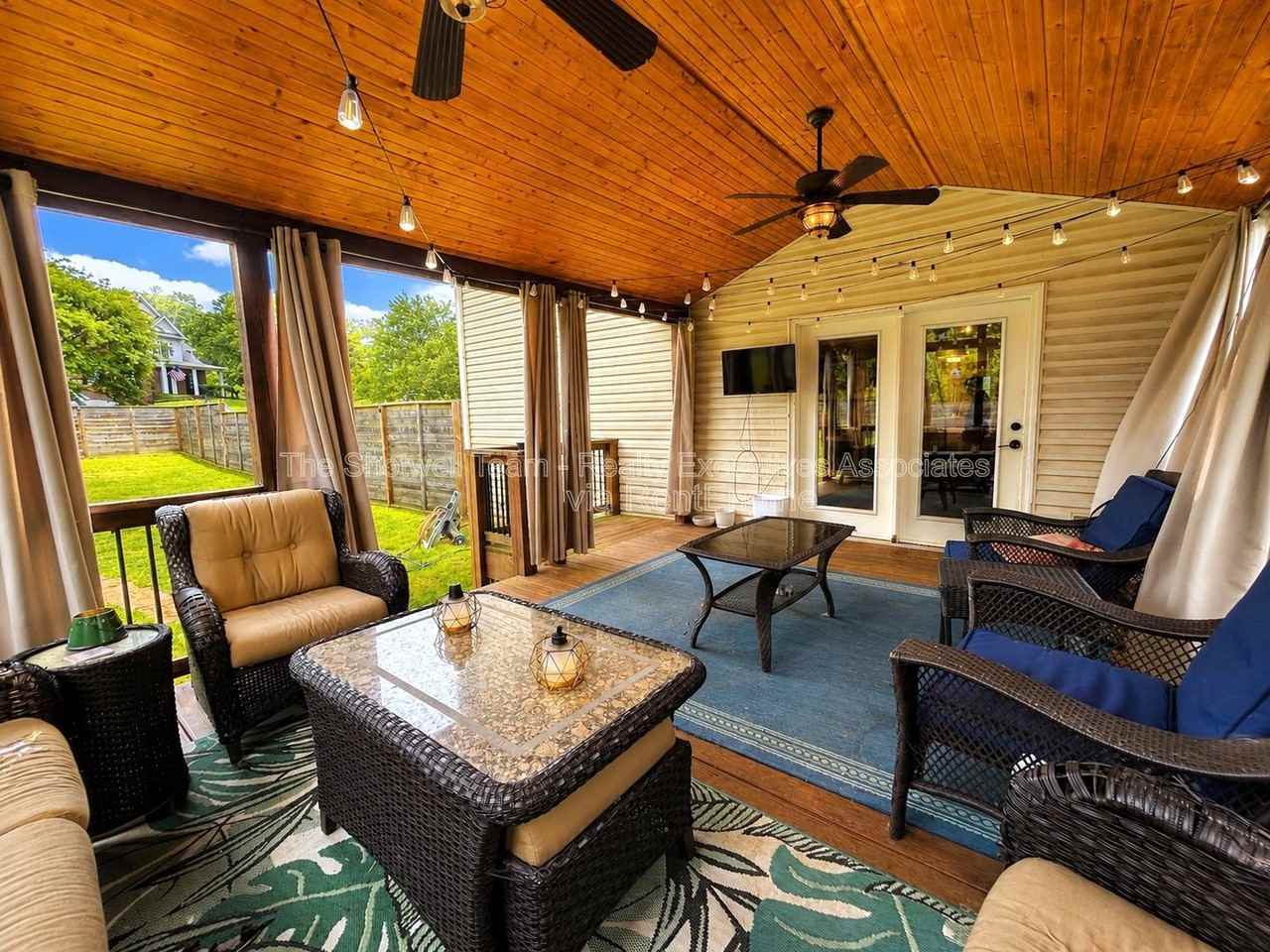 1341 Wineberry Rd - Photo 3 of 23