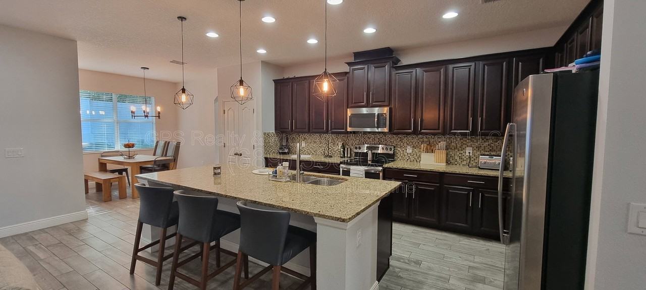 3161 Park Meadow Dr - Photo 5 of 39