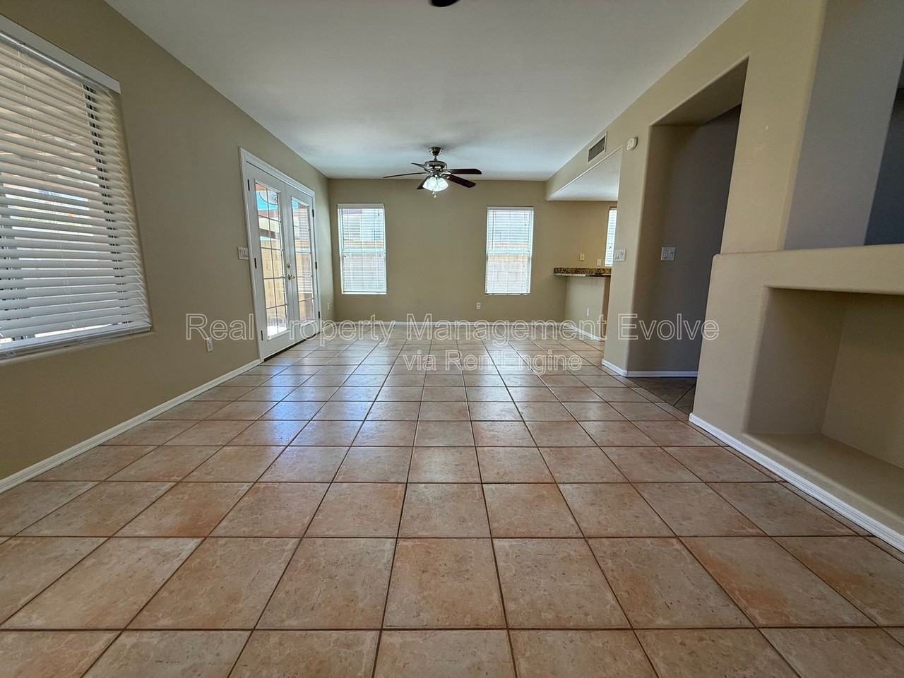 17215 N 46th Pl - Photo 7 of 32