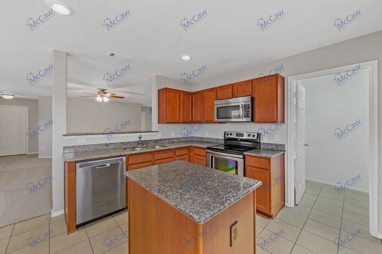 1436 Willoughby Way - Photo 6 of 18