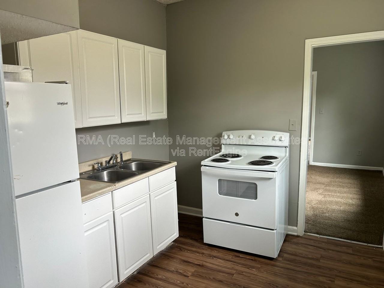 113 W Tinsley St #B - Photo 6 of 6