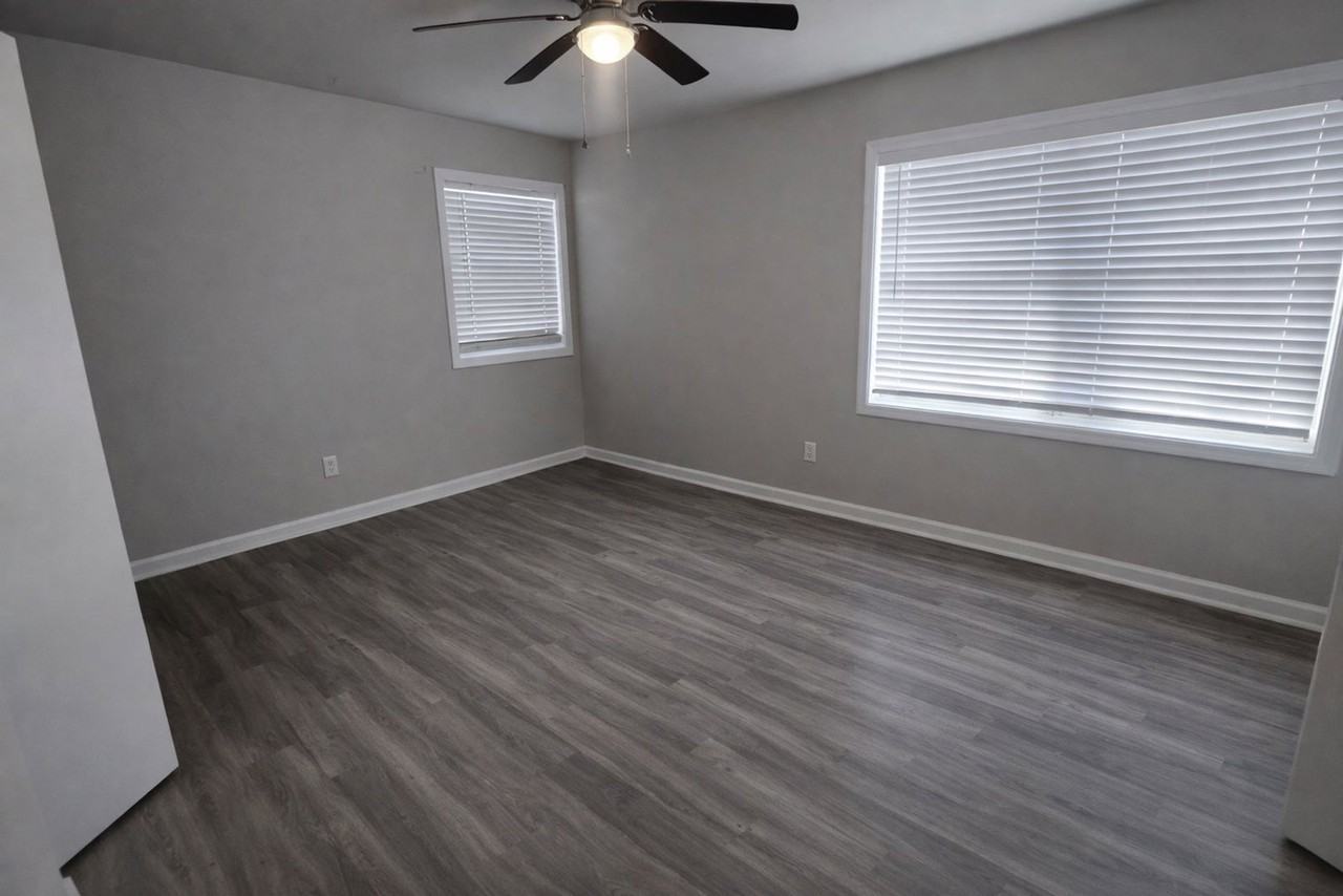 209 Ridgewood Ave #209 - Photo 5 of 20