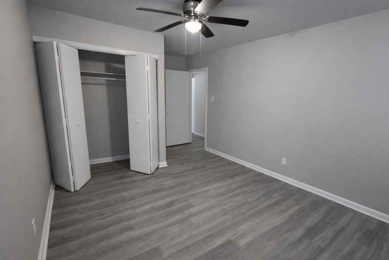 209 Ridgewood Ave #209 - Photo 6 of 20