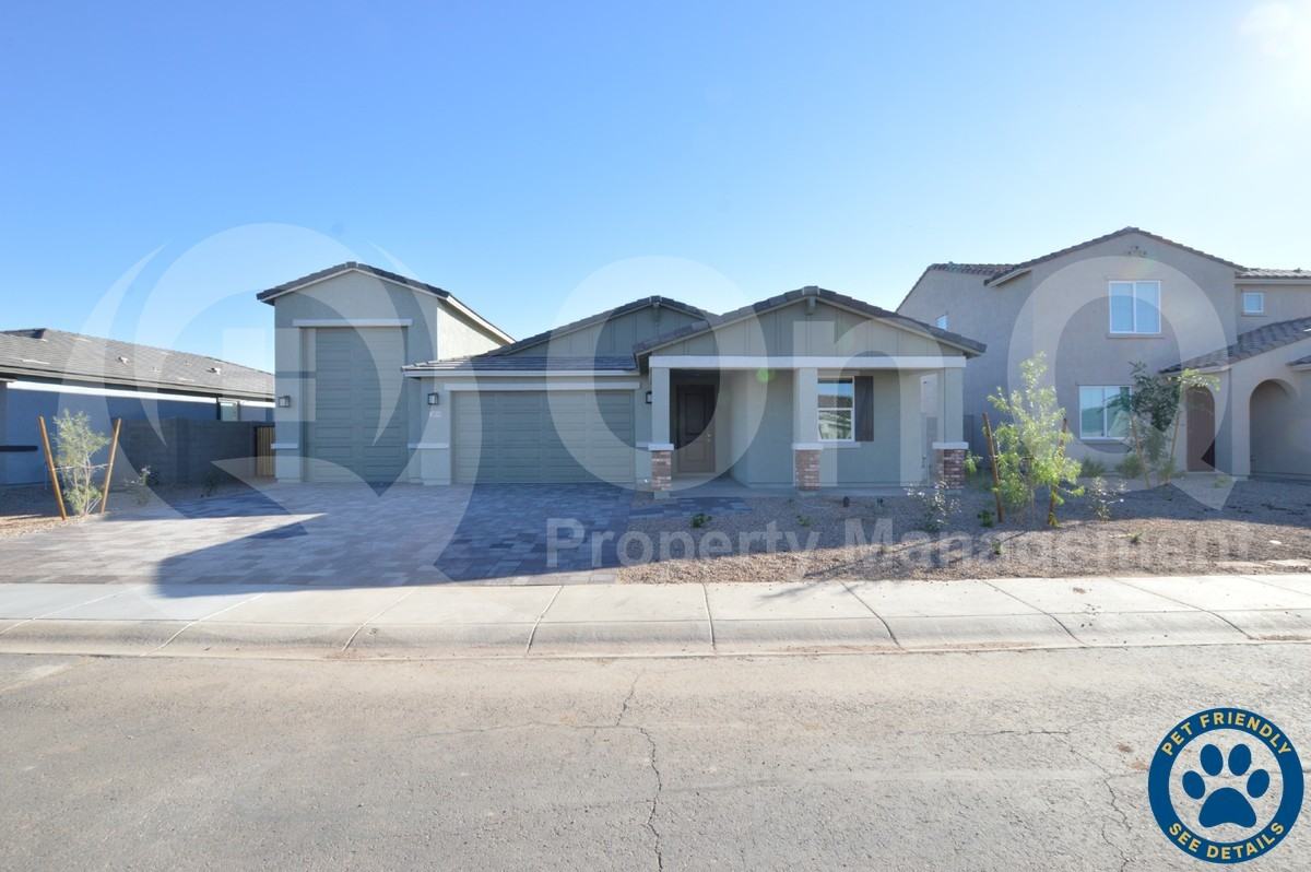 2039 E Piedmont Pl