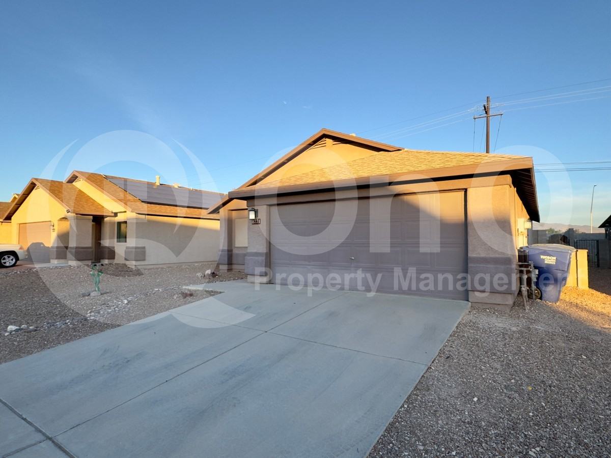 8771 S Desert Rainbow Dr - Photo 2 of 22