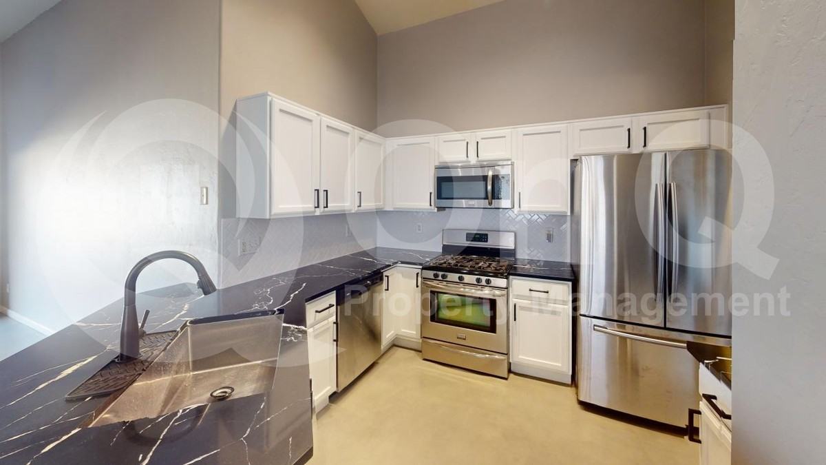 8771 S Desert Rainbow Dr - Photo 4 of 22