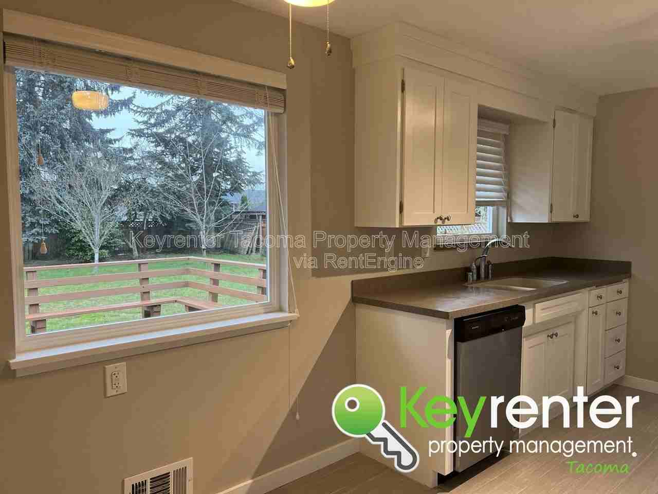 1708 N Lexington St - Photo 6 of 43
