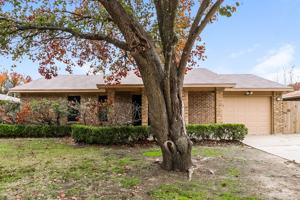 featured image of 721 Oak Grove Ln