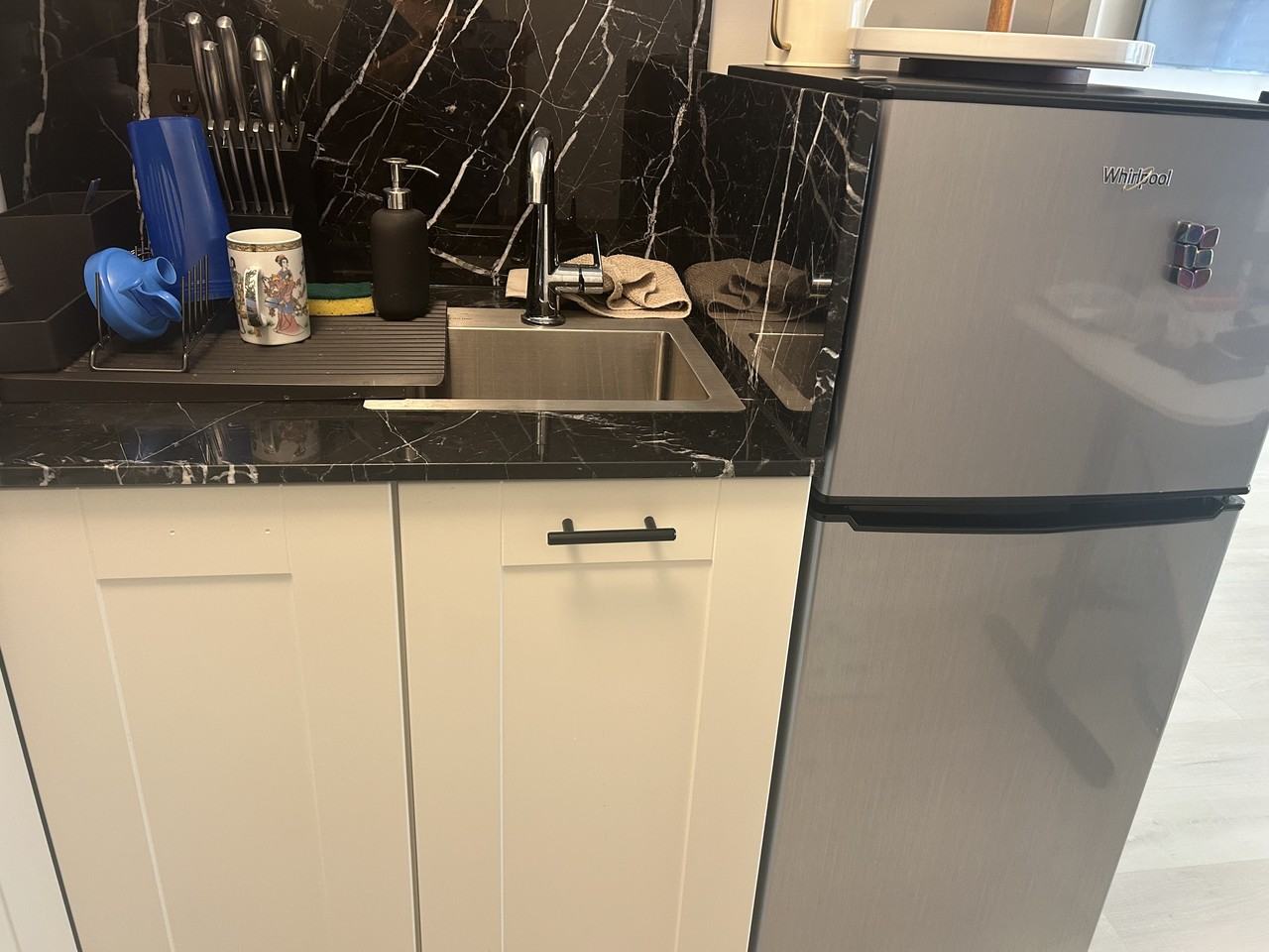 2775 Rosebery Avenue - Photo 6 of 15