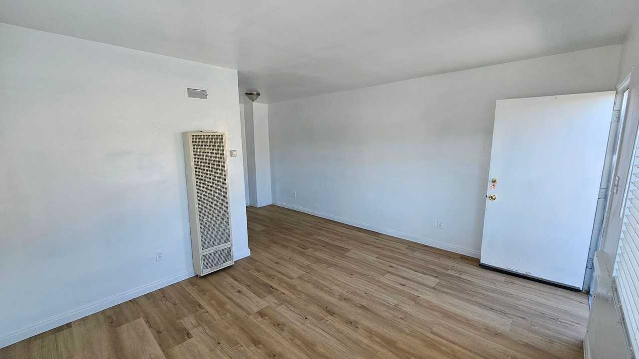 5502-8 University AZTEC APT_Michael - Photo 4 of 24