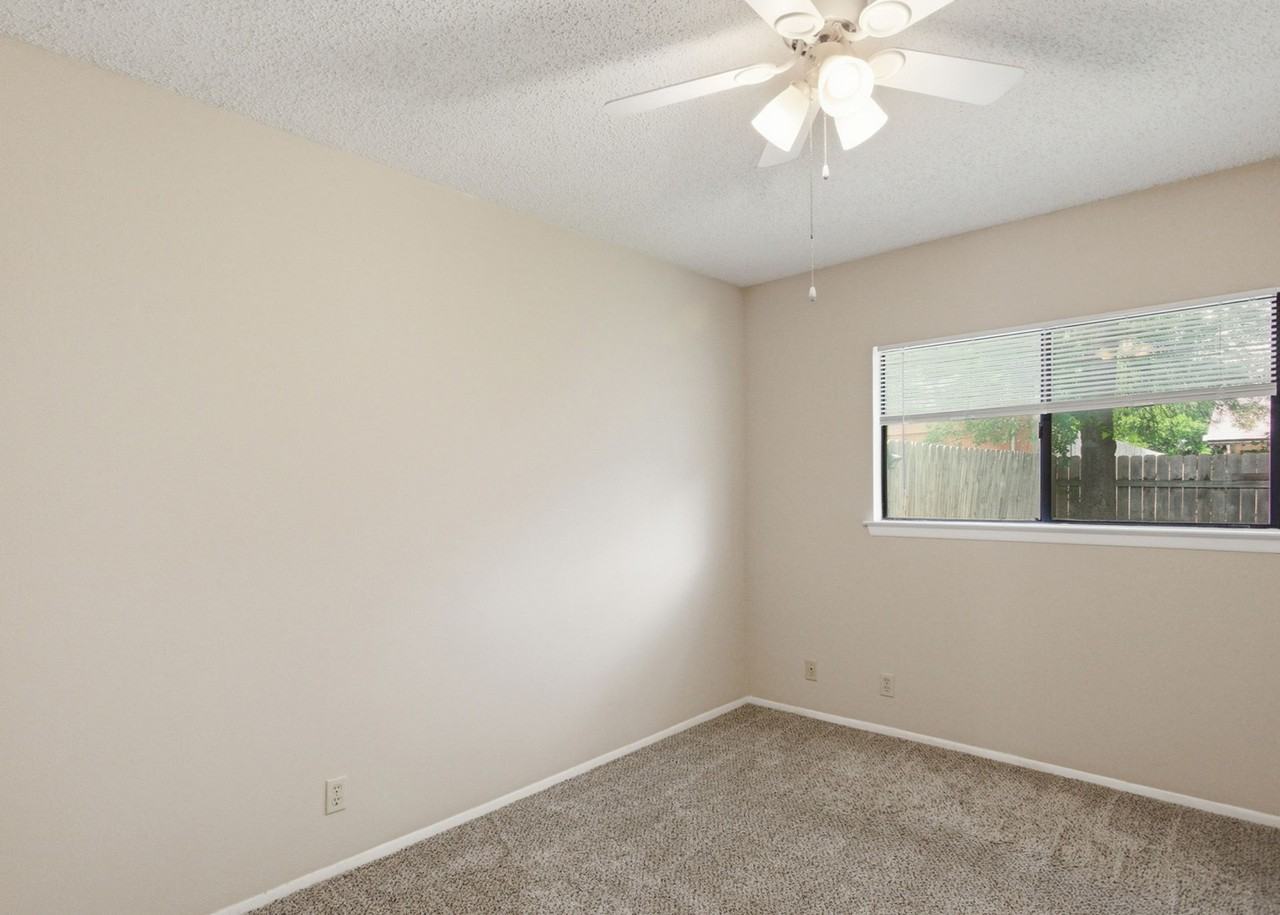 11739 Spring Club Dr - Photo 7 of 27