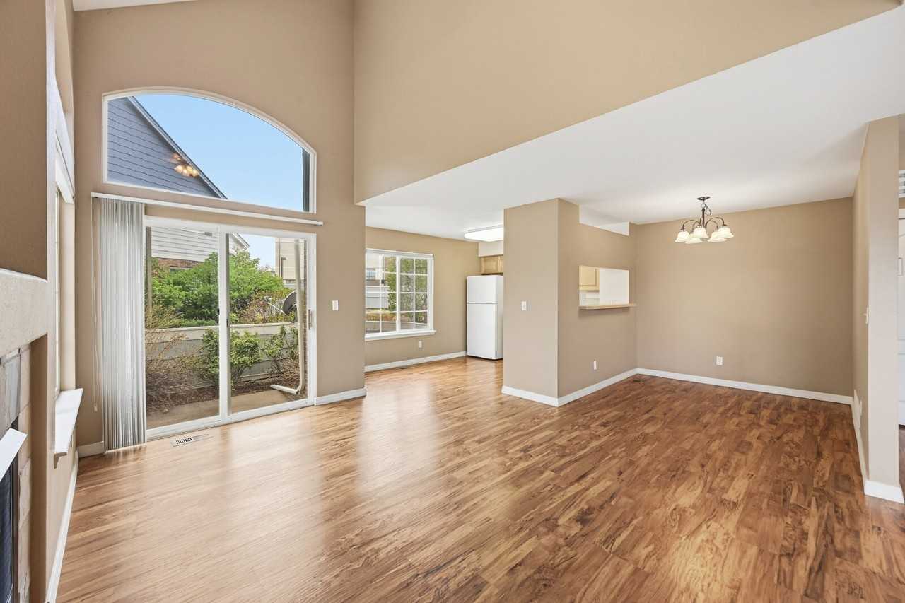 9567 Deerhorn Ct - Photo 6 of 30