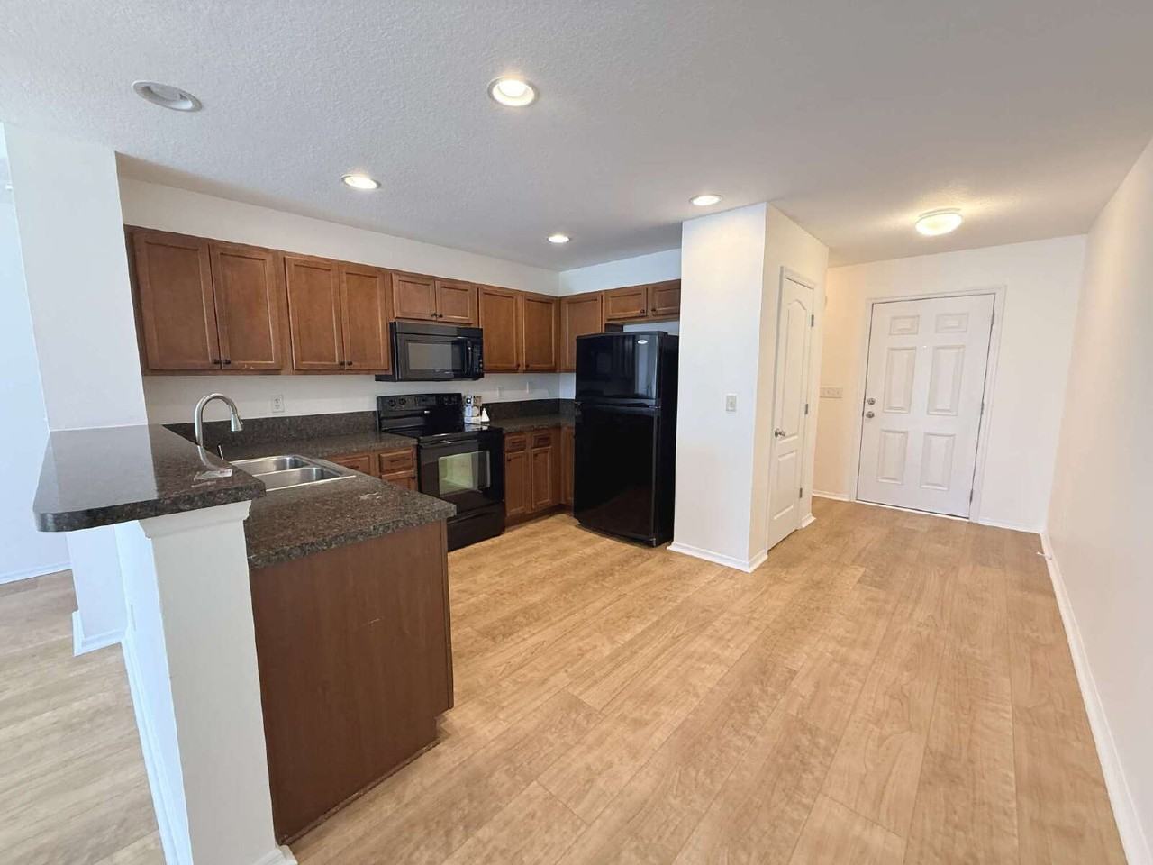 728 Cabernet Pl - Photo 5 of 29