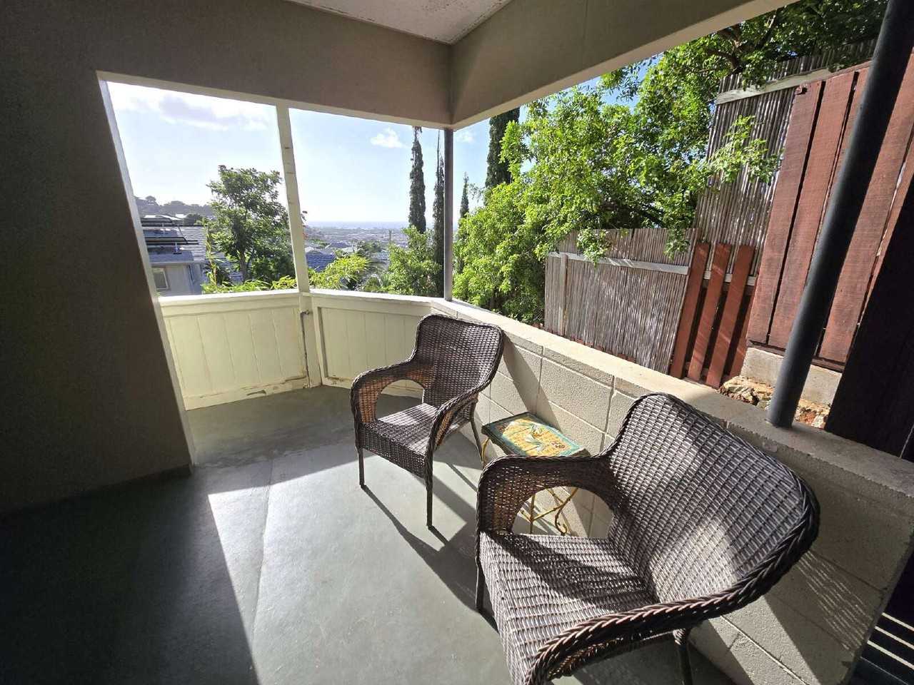 1415 Koko Head Ave - Photo 2 of 20