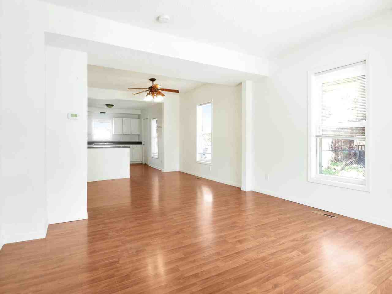 1710 E 34th St - Photo 4 of 21