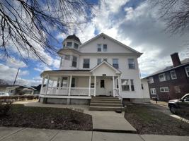 featured image of 489 E Harrison St #2