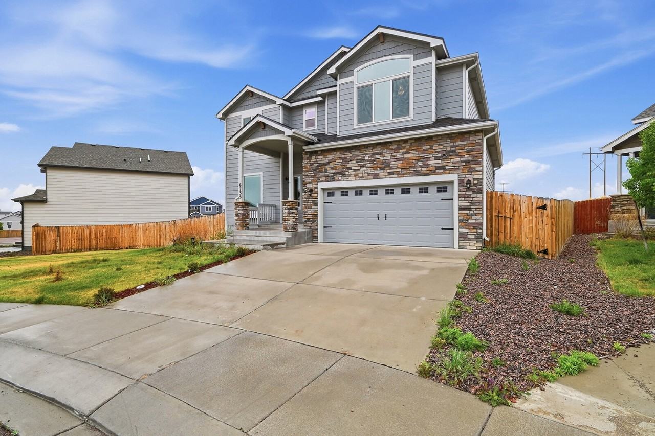 6735 Skuna Dr - Photo 2 of 50