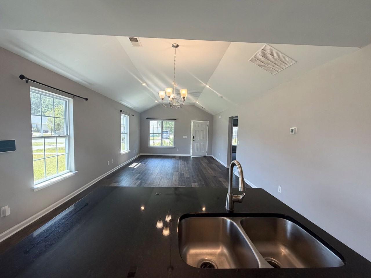 324 Ridgeland Lakes Dr - Photo 4 of 22