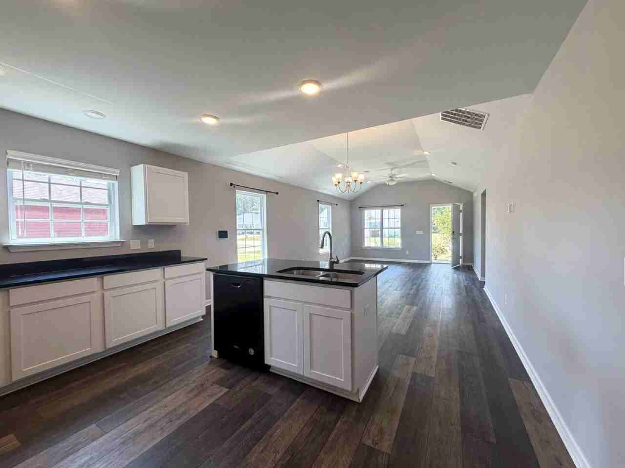 324 Ridgeland Lakes Dr - Photo 5 of 22
