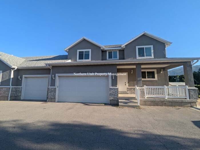 1290 N 200 W #2DOWN