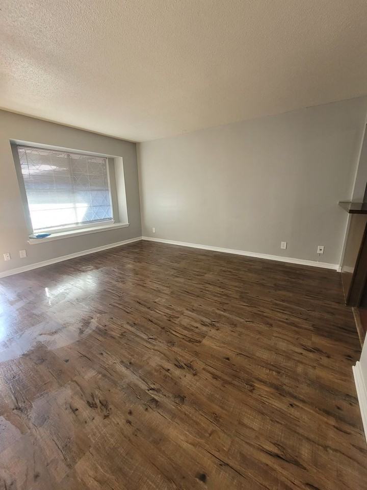 1309 East 21st - Photo 3 of 27