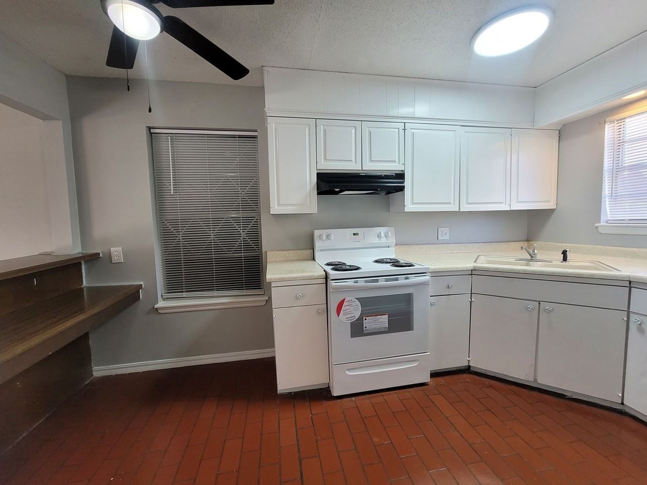 1309 East 21st - Photo 6 of 27