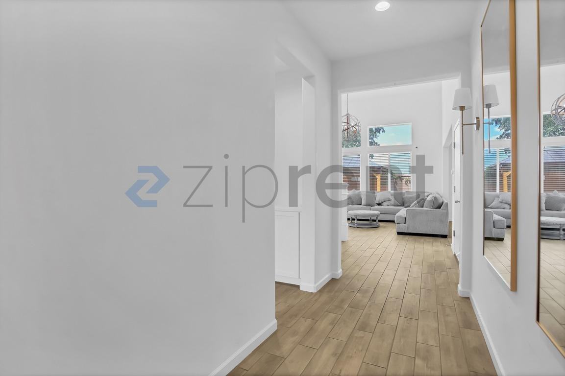6130 W Norwich Ave #6130 - Photo 6 of 29