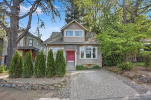 featured image of 8612 Sw 20th Ave
