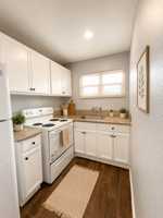 featured image of 150 N Calaveras St