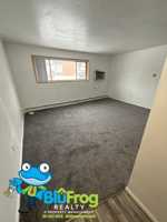 featured image of 909 12th Ave Ne