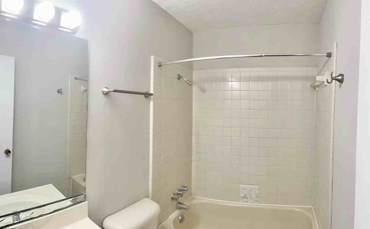403 Lindale Dr #B - Photo 2 of 8