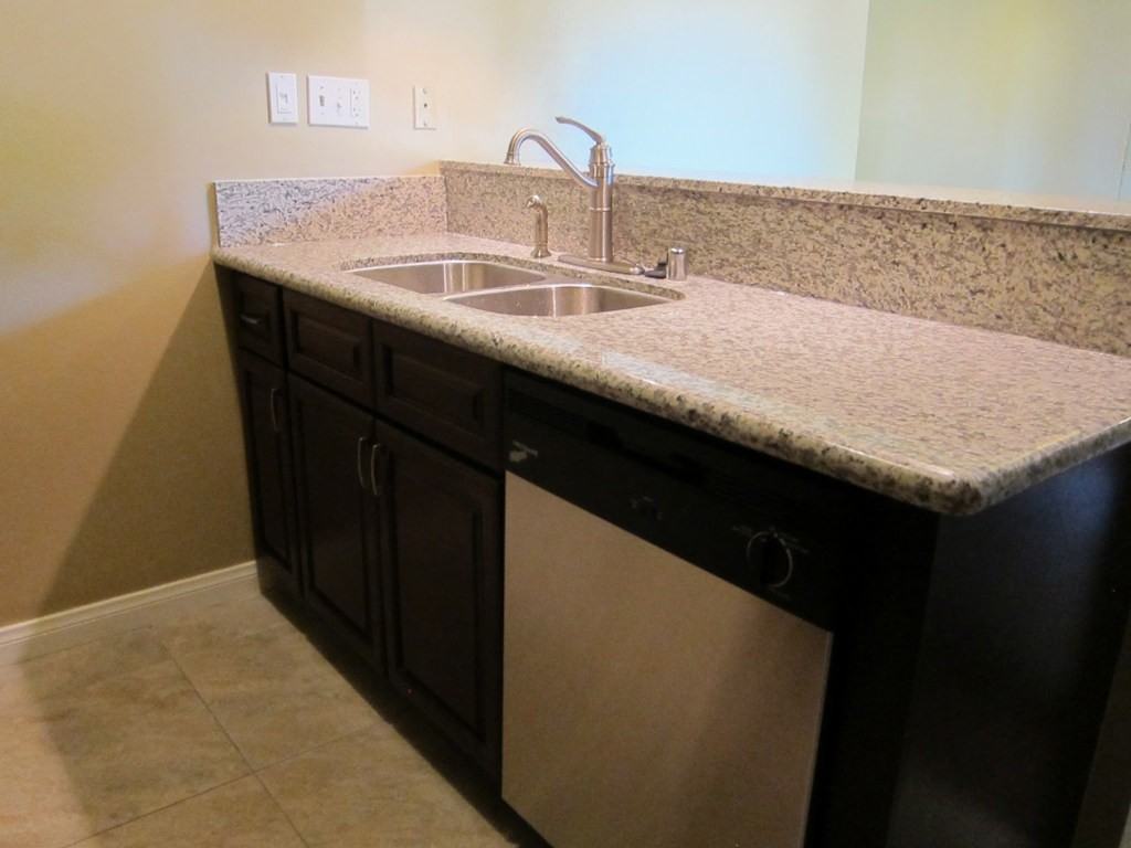 104 Sinclair Ave - Photo 2 of 24