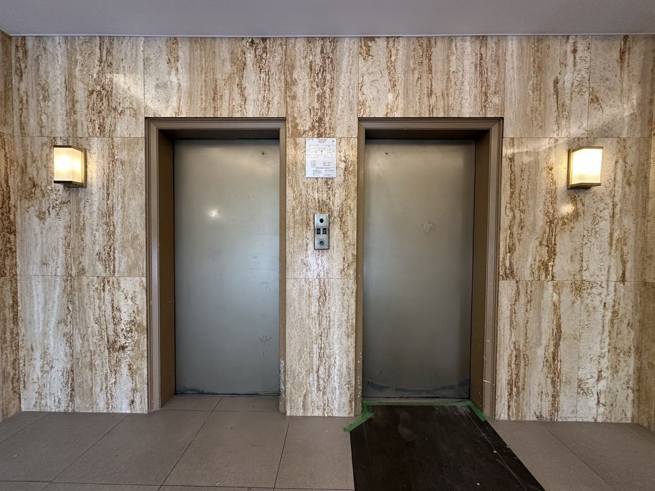 1100 Jervis St - Photo 4 of 50