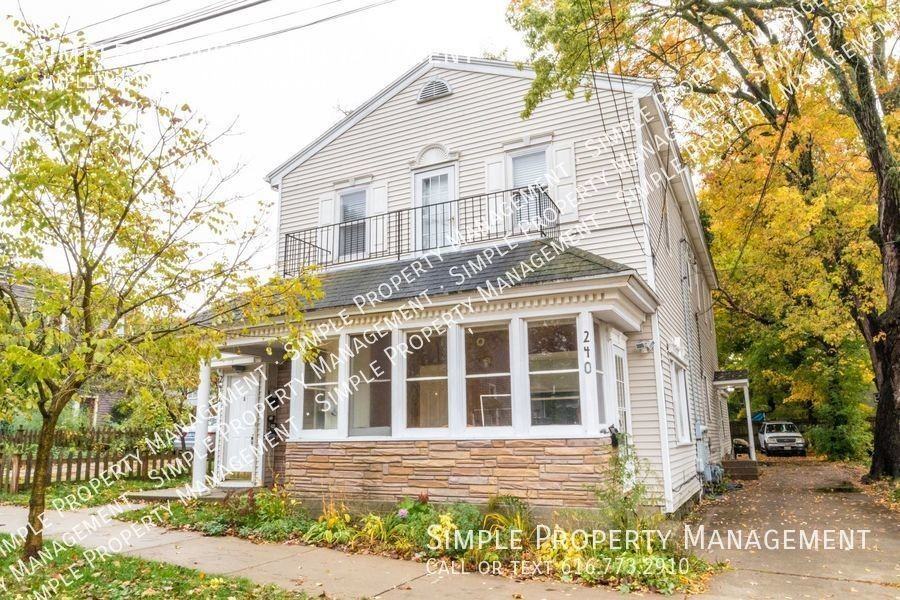 242 Page St Ne #1