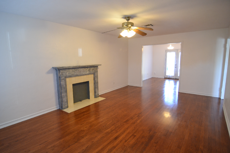 4009 Nw 15th St - Photo 3 of 25