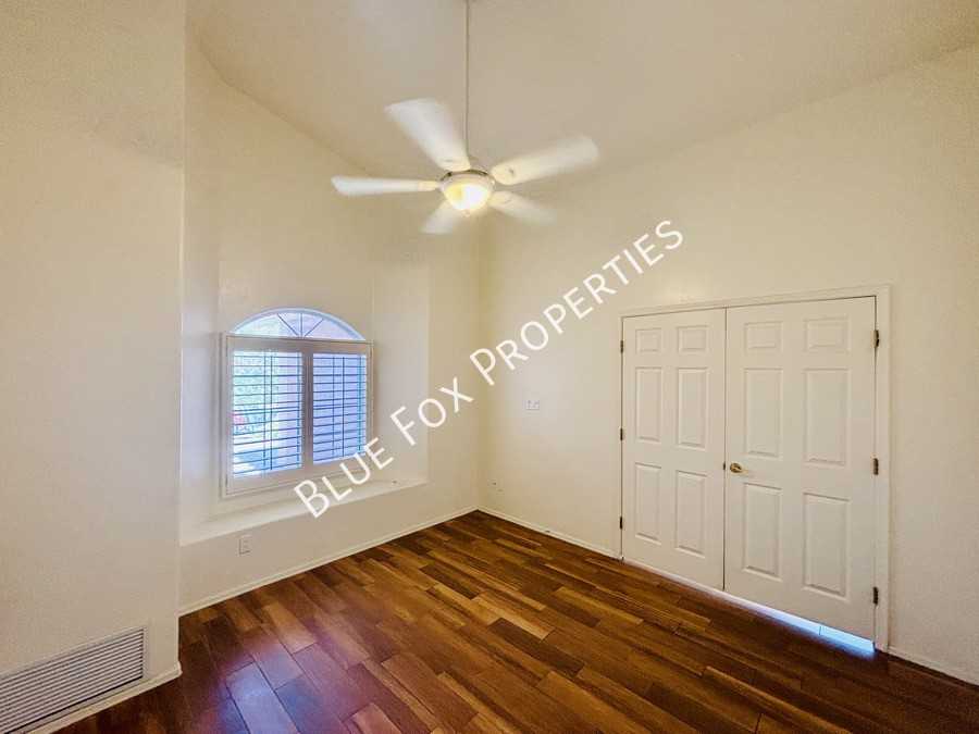 10451 N Calle Verano Seco - Photo 3 of 23