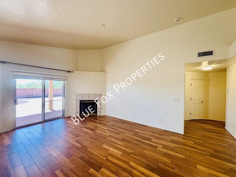 10451 N Calle Verano Seco - Photo 4 of 23