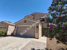 featured image of 250 E Calle Puente Azul