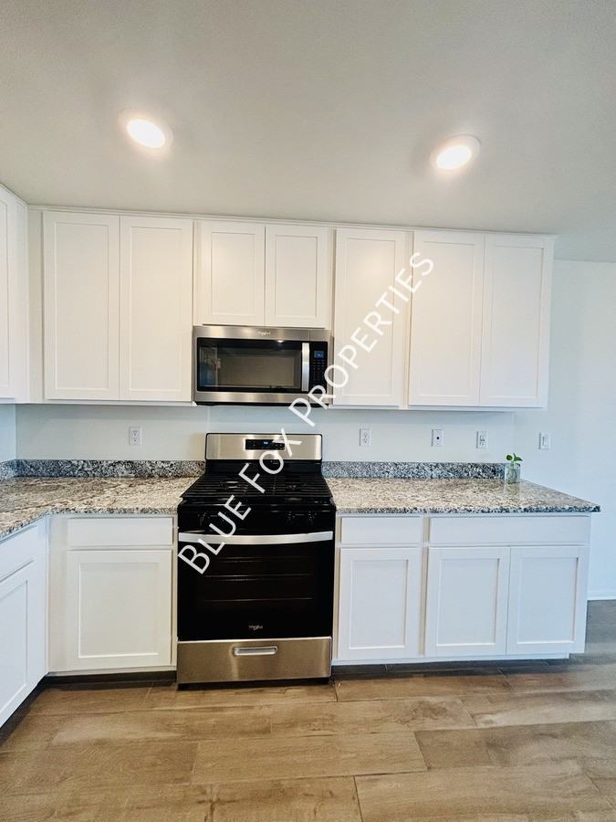 6563 W Camino Pizarro - Photo 5 of 21