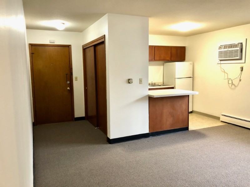 230 Nw College Ave - Photo 2 of 11