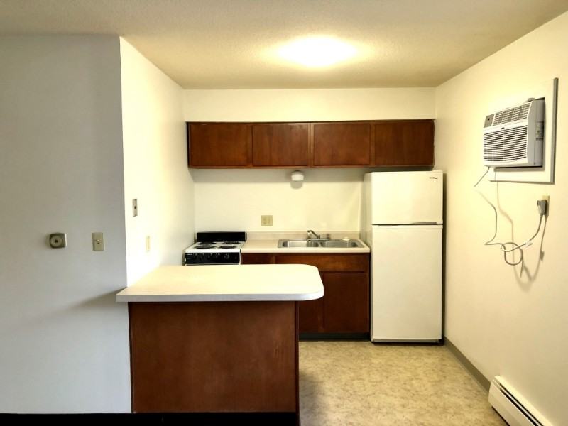 230 Nw College Ave - Photo 4 of 11